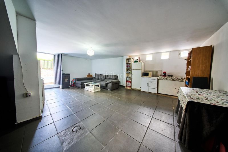 Foto f0c4c1e4-ecbe-44ca-9e63-adce81783085. Casa amb calefacció aparcament a Cenes de la Vega