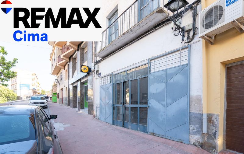 Foto a5660743-7e61-4370-8af9-e8667bdcd797. Casa adossada amb aparcament a Zújar