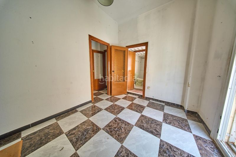 Foto 1d2fb622-95a5-4a42-8b96-c0155bee577b. Casa adossada a San Ildefonso Granada