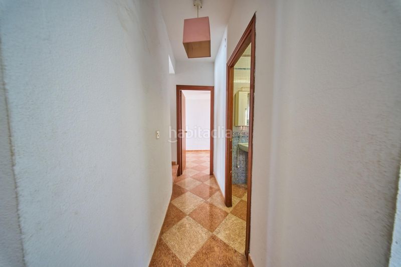 Foto 5543cf16-d95f-4345-8489-340c2cc6baf7. Casa adossada a San Ildefonso Granada