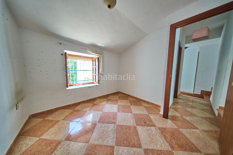 Foto 9641ee59-4b9f-4381-a99d-9452ca1b1569. Casa adossada a San Ildefonso Granada