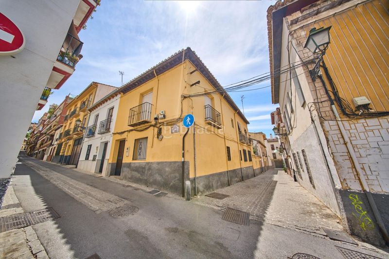 Foto aec55ab2-e011-4ed9-a92d-4e49f2b0da2b. Casa adossada a San Ildefonso Granada