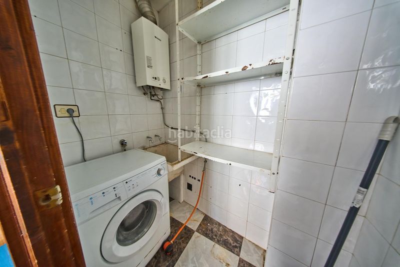Foto bb4d52bb-ffb6-46a0-83ea-47cc62610180. Casa adossada a San Ildefonso Granada