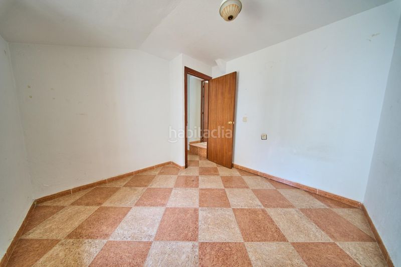 Foto f0f1d705-1fbe-4b3c-bbf5-7822781cda03. Casa adossada a San Ildefonso Granada