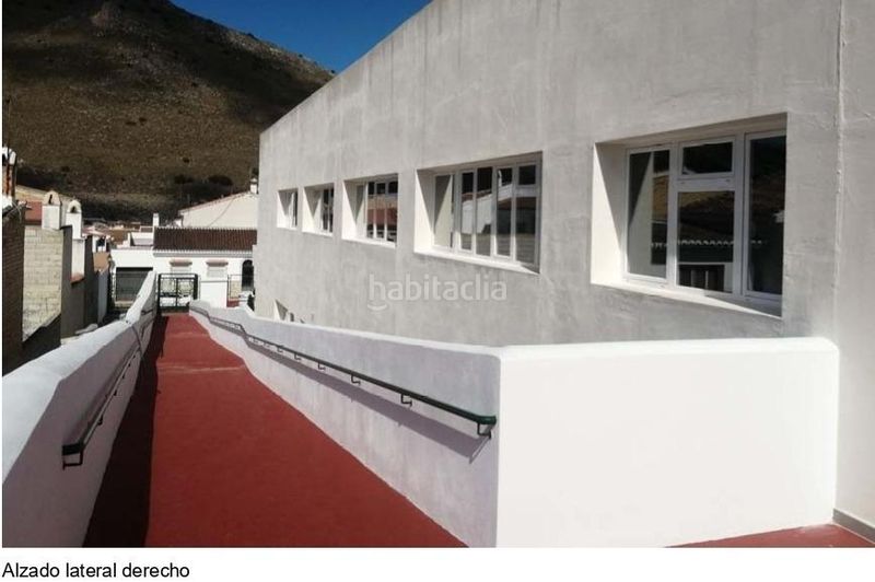 Foto 53bcdde0-8029-4841-8ac9-59596b474b5e. Edificio in Archidona