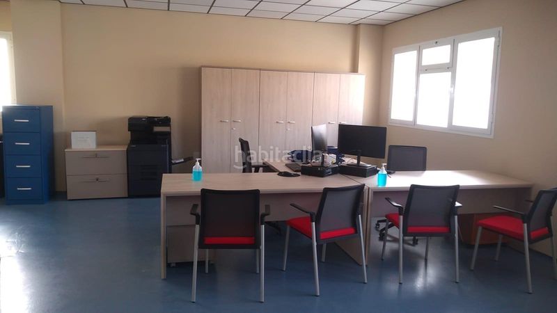 Foto dffa35b5-ebb1-4a1d-a767-db57e6bd5dcf. Edificio in Archidona