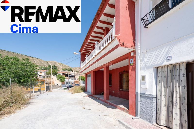 Foto 3da0c8c3-16ac-4c0e-b218-b6a8bdfb9e0f. Casa amb aparcament a Baza