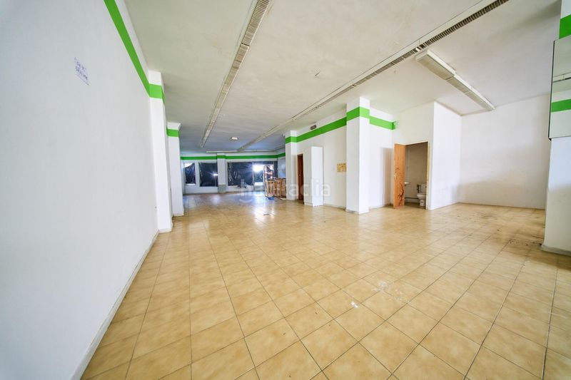 Foto 633b7e0e-d73e-4bd7-8716-6d956506689c. Local comercial local en venta en Baza