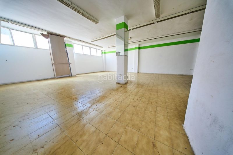 Foto f5d0f5d6-657f-4872-8156-6a63abd8561c. Local comercial local en venta en Baza