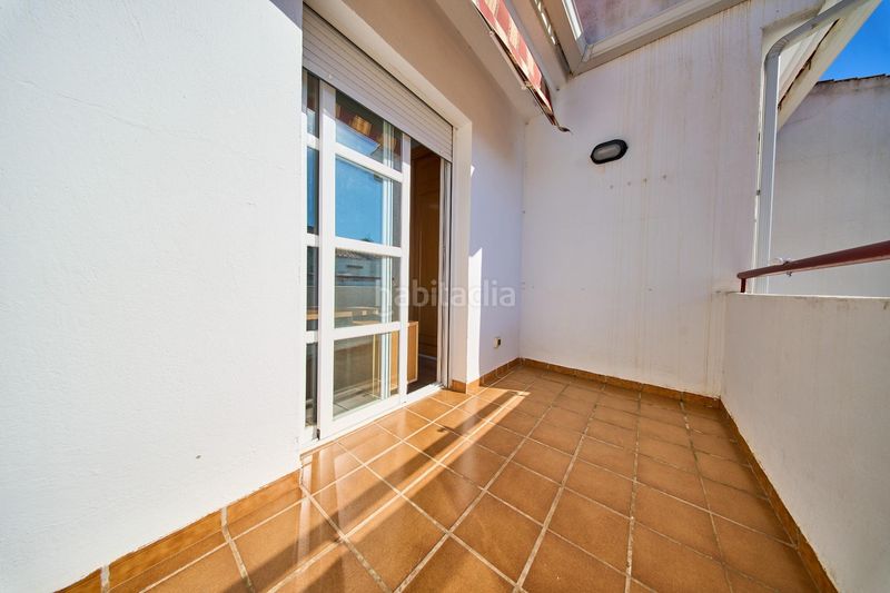 Foto 0be8c7ba-4e87-4378-baed-5ff070cd2487. Casa adossada amb calefacció aparcament piscina a Ogíjares