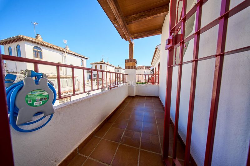 Foto abe6c6bd-e874-4c75-ac4e-55c374b5d45e. Casa adossada amb calefacció aparcament piscina a Ogíjares