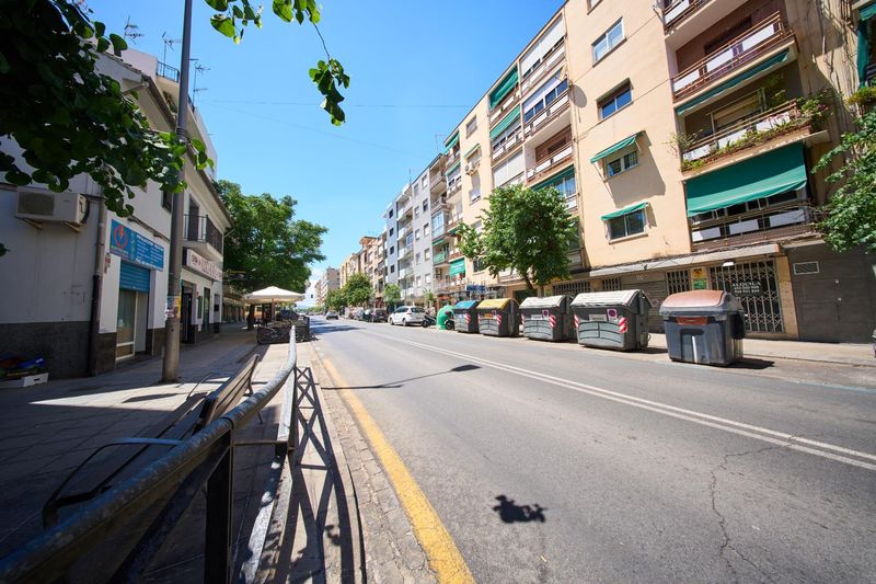 Foto ce60de0e-e2b2-42a2-8e63-0b3cca79e5d4. Pis a Barrio de Zaidín Granada