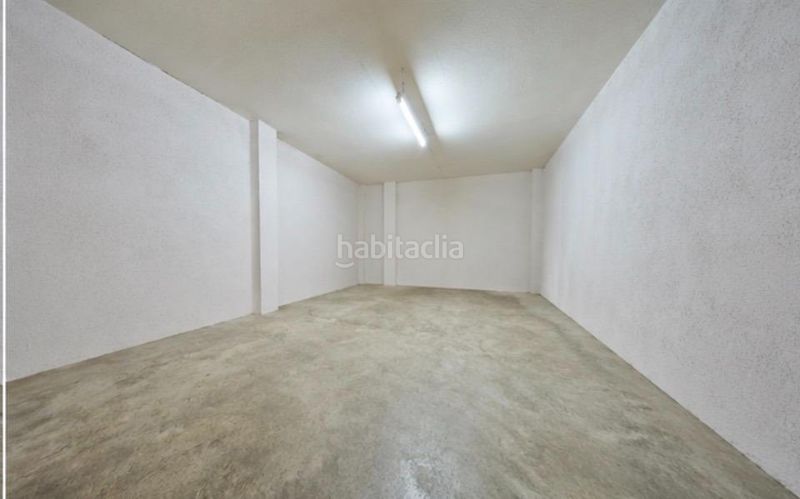 Foto 0d938a97-a924-4b61-a3ab-2dd1fa453863. Casa aparellada amb calefacció aparcament a Baza
