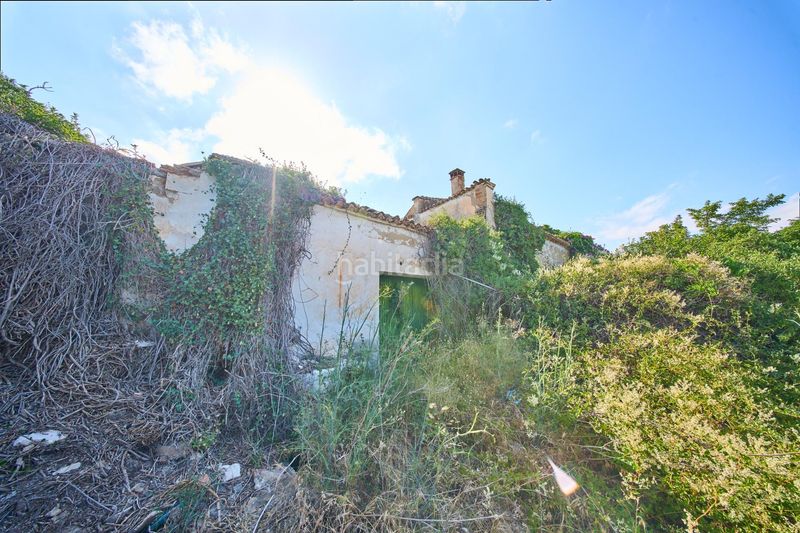 Foto d40b3013-2857-4305-ad9b-2be2d3f643ad. Masia a Lecrín