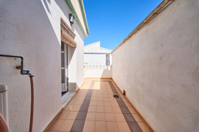 Foto b6d0c7ff-92df-4a56-bfbb-87bedbcbe9ca. Casa adossada amb calefacció aparcament piscina a Órgiva