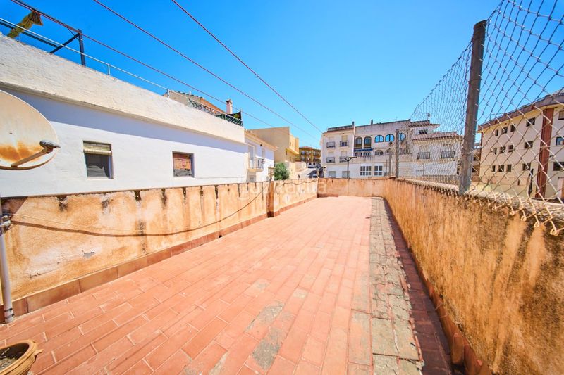 Foto 5d012415-4a1c-45b2-a7a1-1a3f644d074a. Casa  independiente con terraza en Órgiva