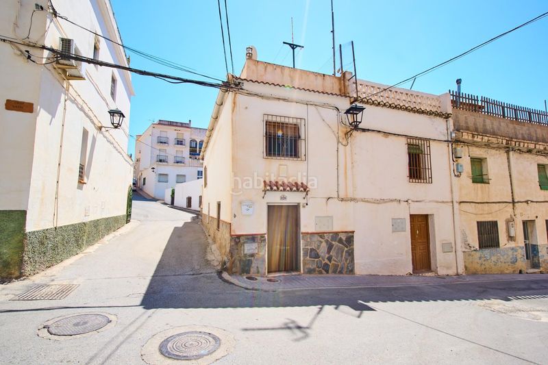 Foto 8c03c1b5-1b19-4a79-9176-ab181b6d8023. Casa  independiente con terraza en Órgiva