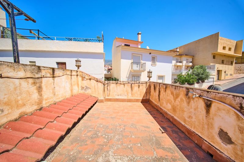 Foto efb1bbfb-68f5-4b76-a5c9-5bae412a83a1. Casa  independiente con terraza en Órgiva