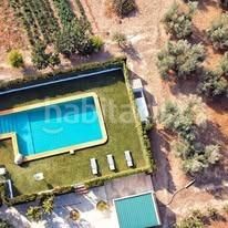 Foto e9b401de-3359-4557-93f5-dfd15b59a31b. Masia amb aparcament a Baza