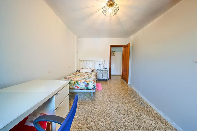 Foto 3ca06aa9-4912-4888-8527-c3483734c6a4. Pis amb calefacció a Barrio de Zaidín Granada