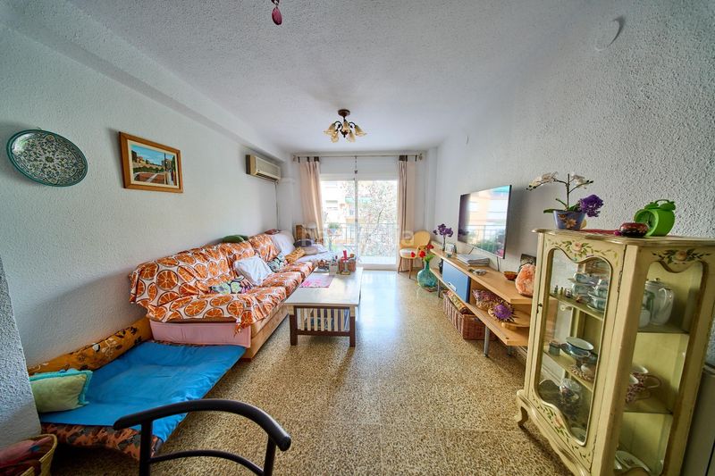 Foto c7c6e4e4-9c90-4155-92d6-1bce1459d9cd. Pis amb calefacció a Barrio de Zaidín Granada