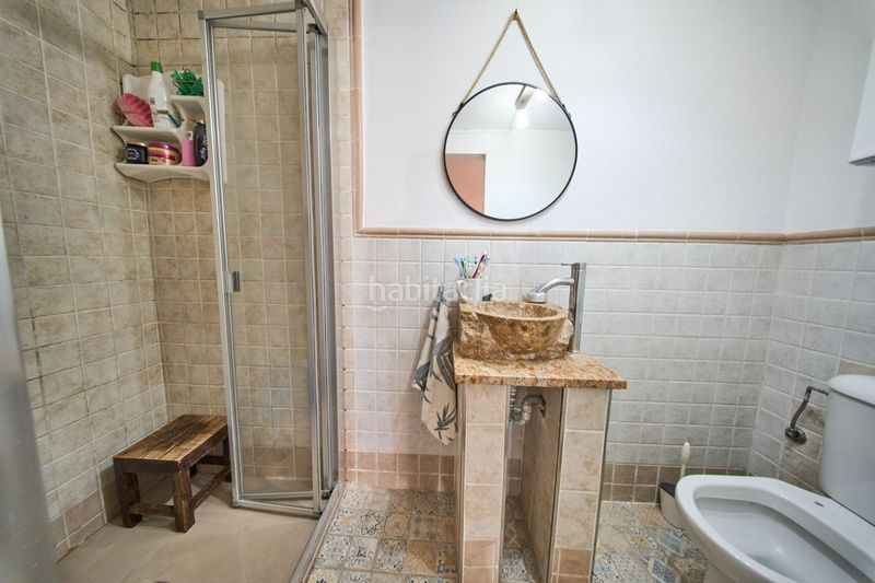 Foto 0a6dd9a5-65c1-4f70-b396-4799fb418d5e. Casa adossada amb aparcament a Jun