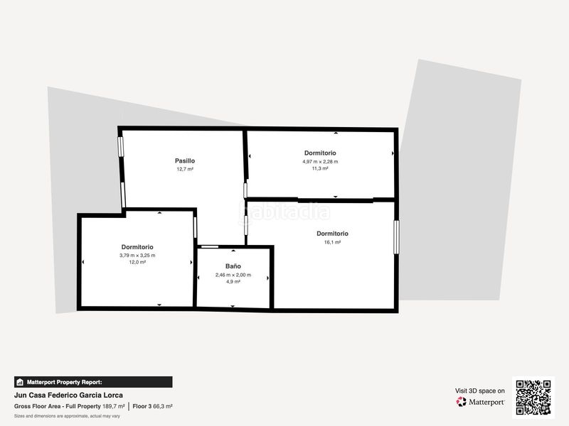 Foto 58a71590-b475-4e78-8a8c-87b7421b7bdd. Casa adossada amb aparcament a Jun