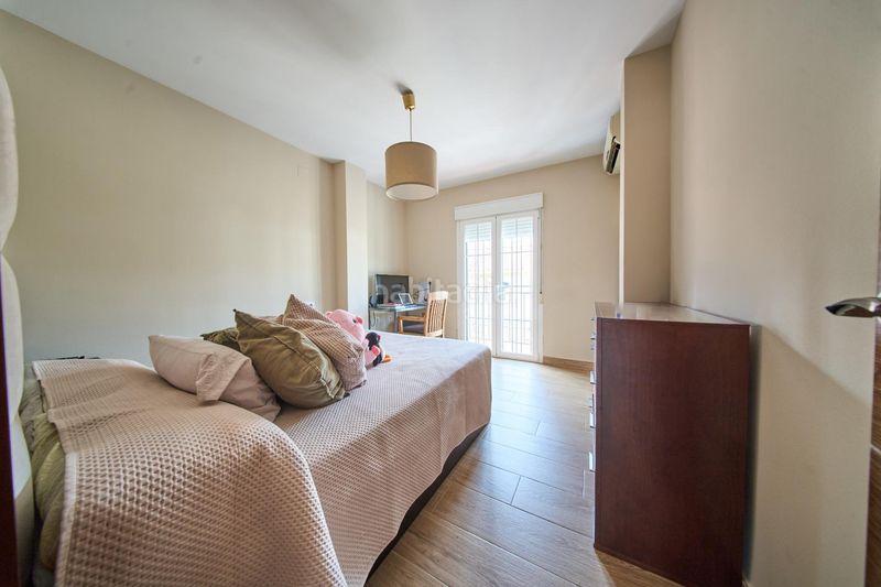 Foto a891fd31-8b33-40ad-b3c7-885c09b5721c. Casa adossada amb aparcament a Jun