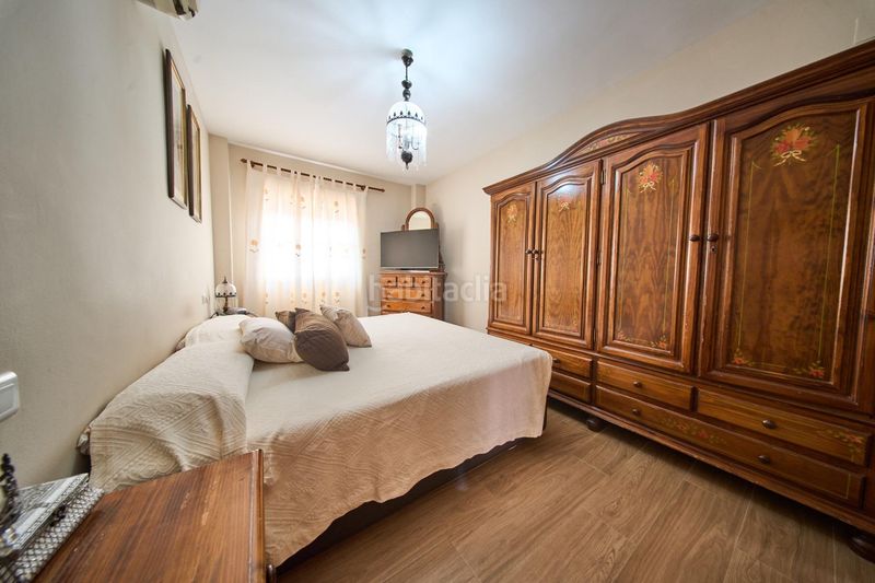 Foto bd6fca37-c500-4ecf-ad90-a2f8458cf7f2. Casa adossada amb aparcament a Jun