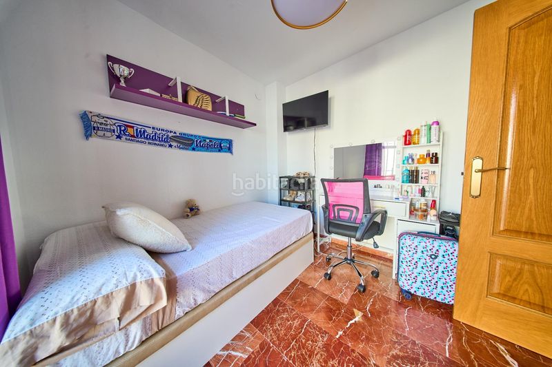 Foto eadbc1e4-8ae7-4abd-89f0-08ef09b2202d. Casa adossada a colonia 13 a Jun