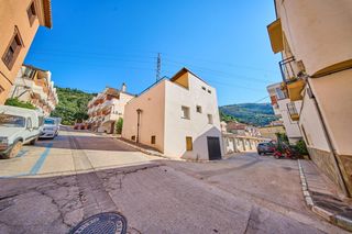 Casa in Travesía paraíso 1. Casa en venta lanjaron con terraza