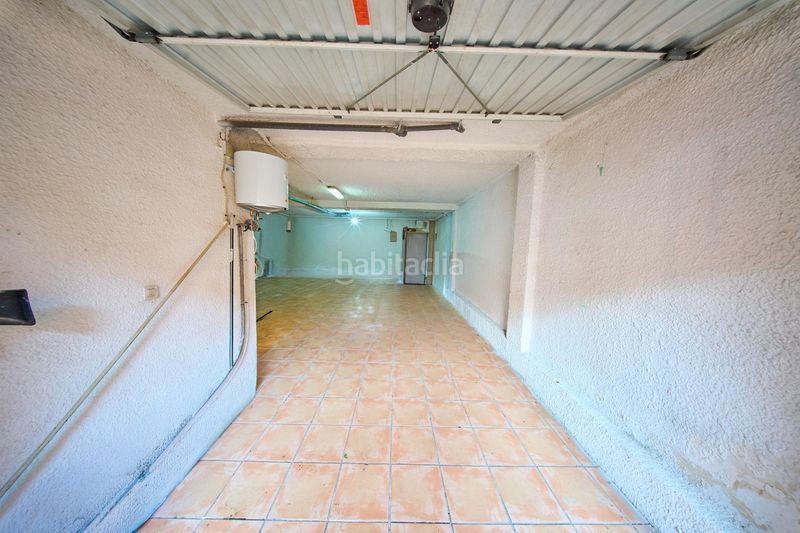 Foto 3b3bf3c3-69d5-486e-8faa-e0b6762b8fbf. Casa adossada amb calefacció aparcament a Avda. De los Ogíjares Armilla