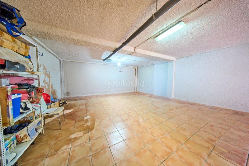 Foto 63c848f0-aa9b-4c0c-b34a-44f837ec2ce8. Casa adossada amb calefacció aparcament a Avda. De los Ogíjares Armilla