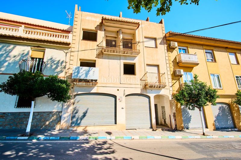 Foto f753e653-fcf1-4a60-a580-4f01098eb43b. Edificio in calle calle señor de la expiración 65 in Lanjarón