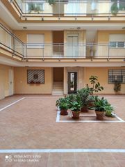 Miete Etagenwohnung  Calle juan ramon jimenez. Buscas tranquilidad, comodidad y una conexión rápida con granada