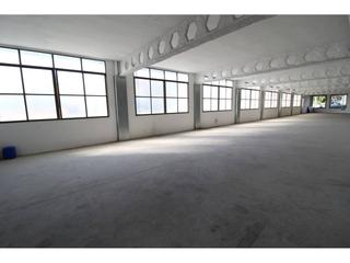 Lloguer Nau industrial a Camí del mig 59. Nave industrial en alquiler en cerdanyola08302