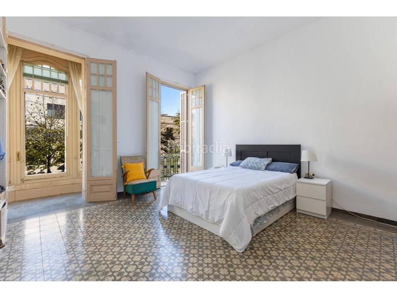 Foto 124720a9-d8dd-40a4-95a6-b2de5ff36a45. Dúplex piso duplex a reformar en pleno corazón . en Mataró