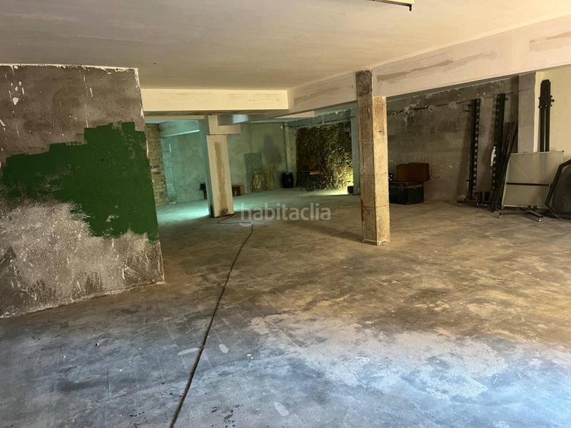 Foto 574bd12f-c276-4804-9b2d-50c72e28c497. Local comercial local diafano en venta en Alella