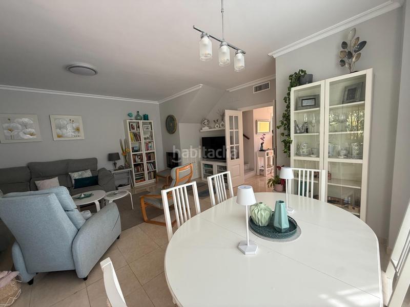 Foto 4e7a0d16-3259-44d3-ad69-06ad686a6b60. Casa aparellada amb calefacció aparcament piscina a Puerto de Santa María (El)