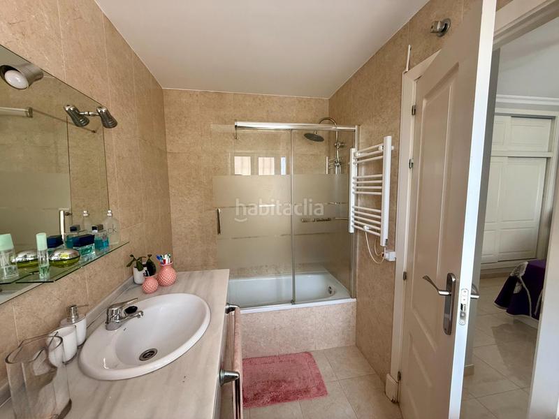 Foto 9c890d7d-05c8-434d-b1c4-ab02453350d8. Casa aparellada amb calefacció aparcament piscina a Puerto de Santa María (El)