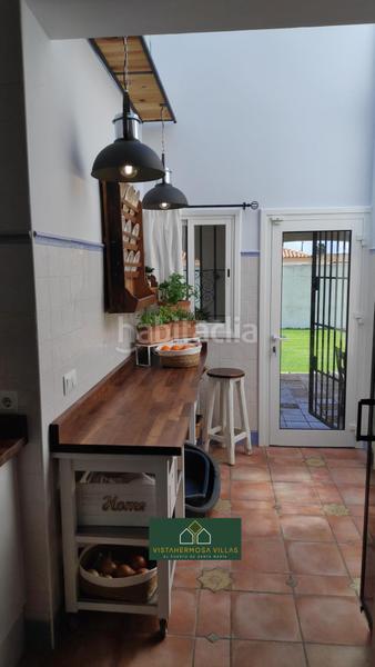 Foto fe30bc69-9295-47be-9e43-c0c0da998e99. Casa amb aparcament piscina a Carretera de Sanlúcar - Sudamérica Puerto de Santa María (El)