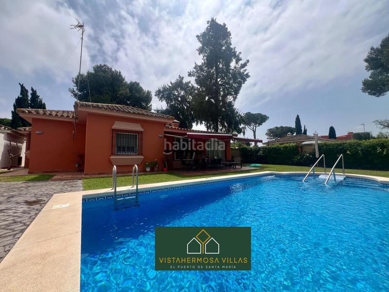 Foto 062f7505-246e-4b8a-b2ff-2f3f50e7c2a7. Chalet mit heizung parking pool in Vistahermosa Puerto de Santa María (El)