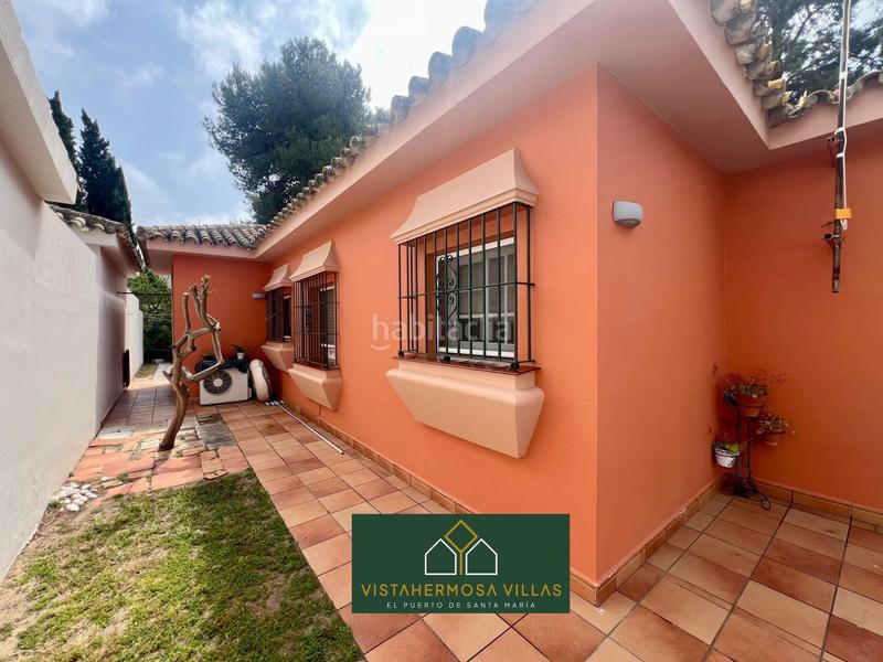 Foto 0658b420-cbcd-4392-a718-b248fbd7f6d6. Chalet mit heizung parking pool in Vistahermosa Puerto de Santa María (El)