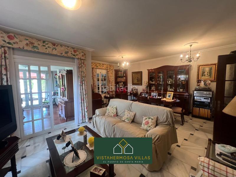 Foto 55c39b22-56a0-4234-9329-4acd054bd9e6. Chalet mit heizung parking pool in Vistahermosa Puerto de Santa María (El)