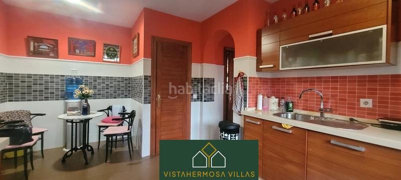 Foto 679b55a1-19e0-4c7f-a1f9-f603529f36ee. Chalet mit heizung parking pool in Vistahermosa Puerto de Santa María (El)