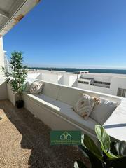 Pis  Calle mar adriático. Apartamento en las redes primera línea de playa