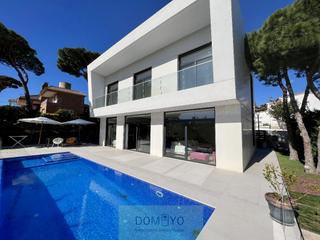 Casa  Navegant. Sant feliu de guxolscasa