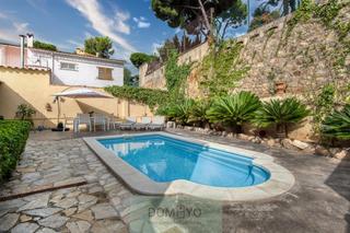 Casa  Alsina. Platja darocasa