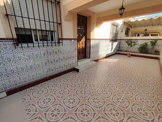 Casa adossada a El Juncal - Vallealto. Casa adosada de 4 habitaciones en venta