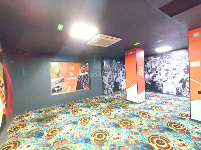 Foto 87a71cd4-c347-40a9-b3a3-ce8742c4c148. Lloguer local comercial a velázquez 9 a Paseo Marítimo - San José - La Laguna Cádiz